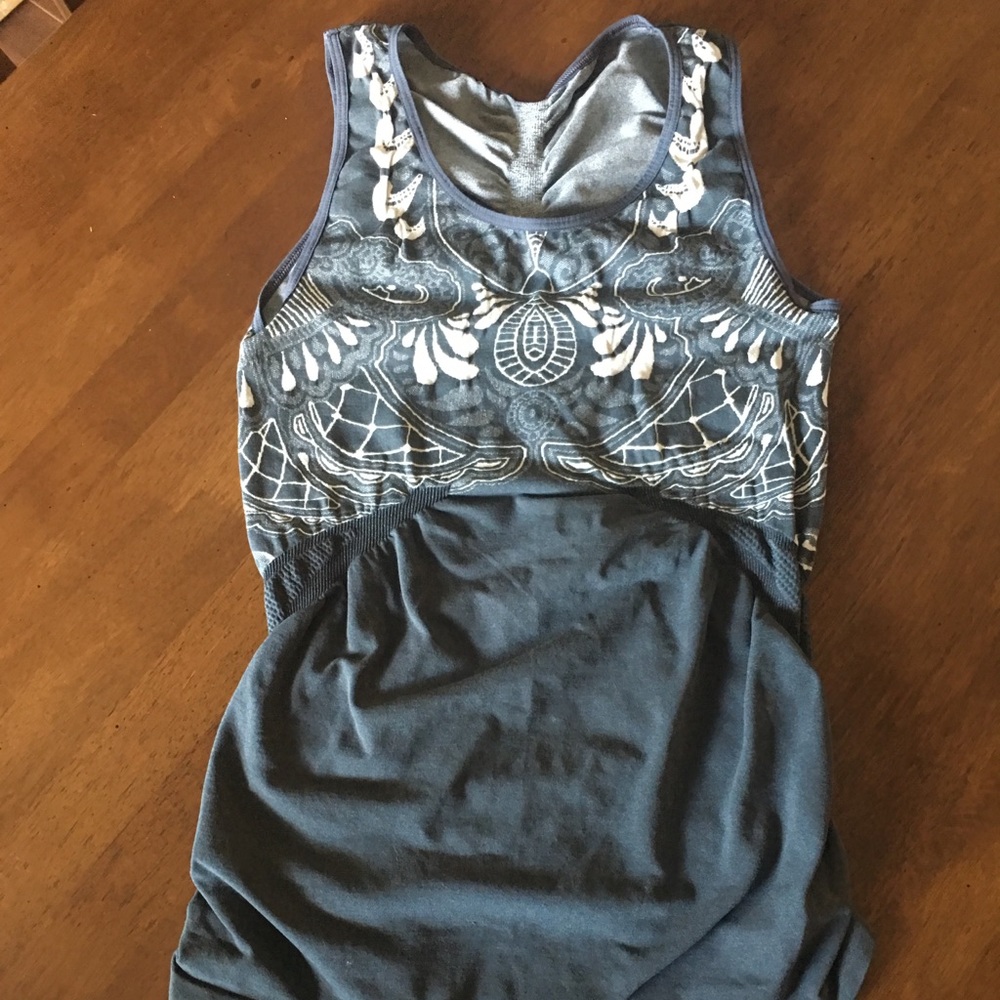 Athleta Dance Fitness Floral Seamless Tank